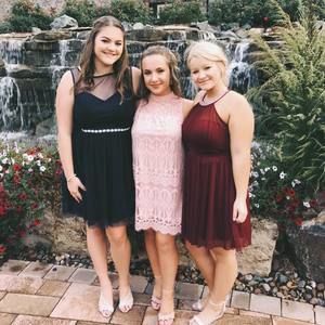 Meet your Posher, Emma